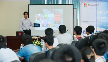 Microsoft khởi động chuỗi sự kiện “Tôn vinh ngôn ngữ lập trình” tại Việt Nam